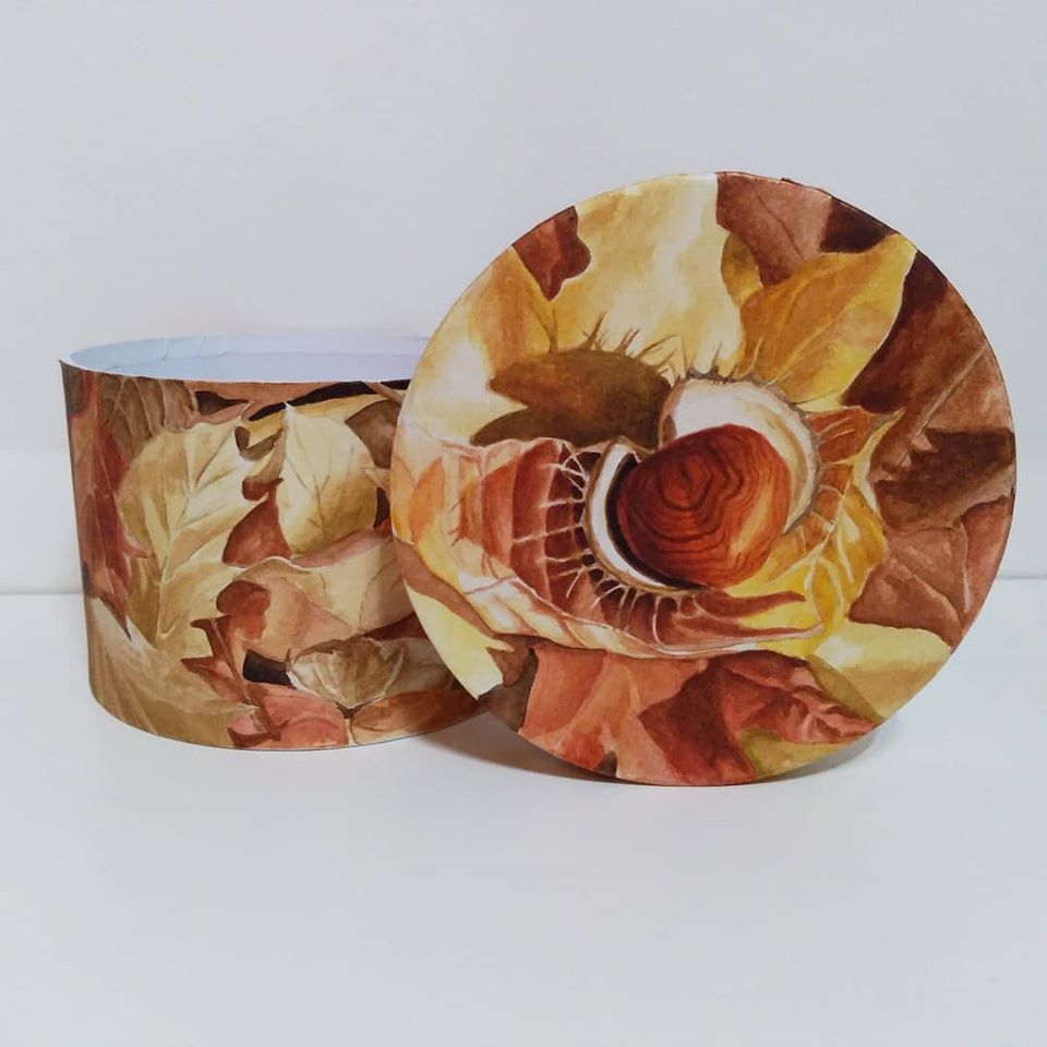 box painted with autumn leaves